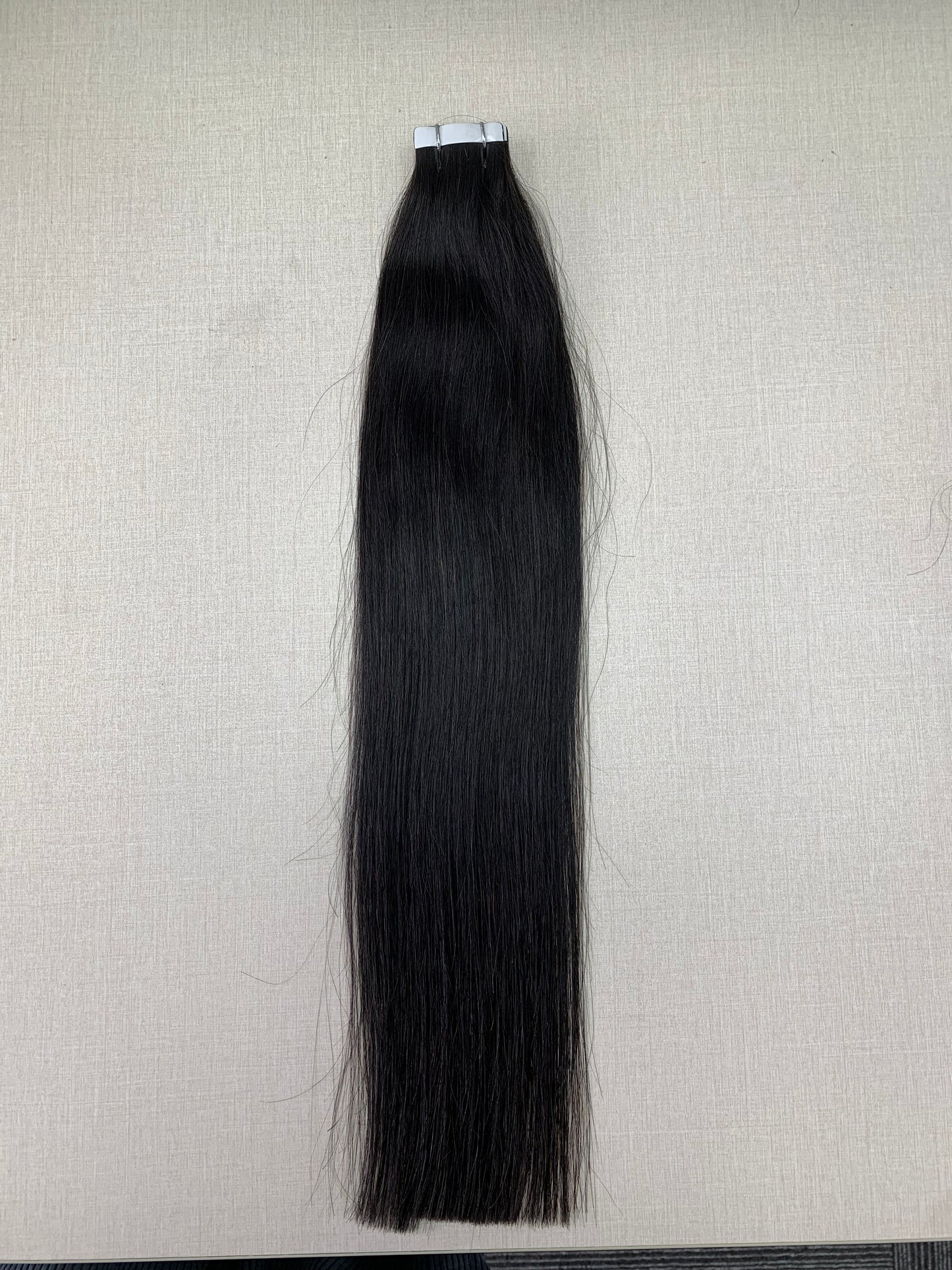 Tape ins Extension hair Natural black Straight Body wave